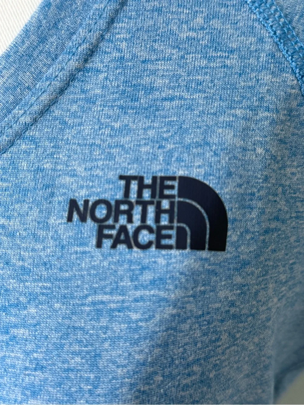 The North Face Performance V-Neck Athletic Tee Heather Blue Size Small - Picture 6 of 8